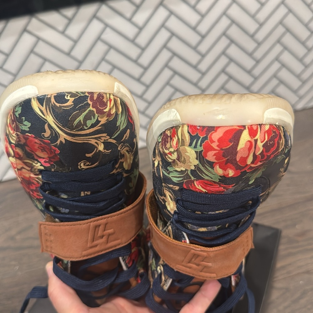 KD VII Ext Floral QS - Picture 6 of 8